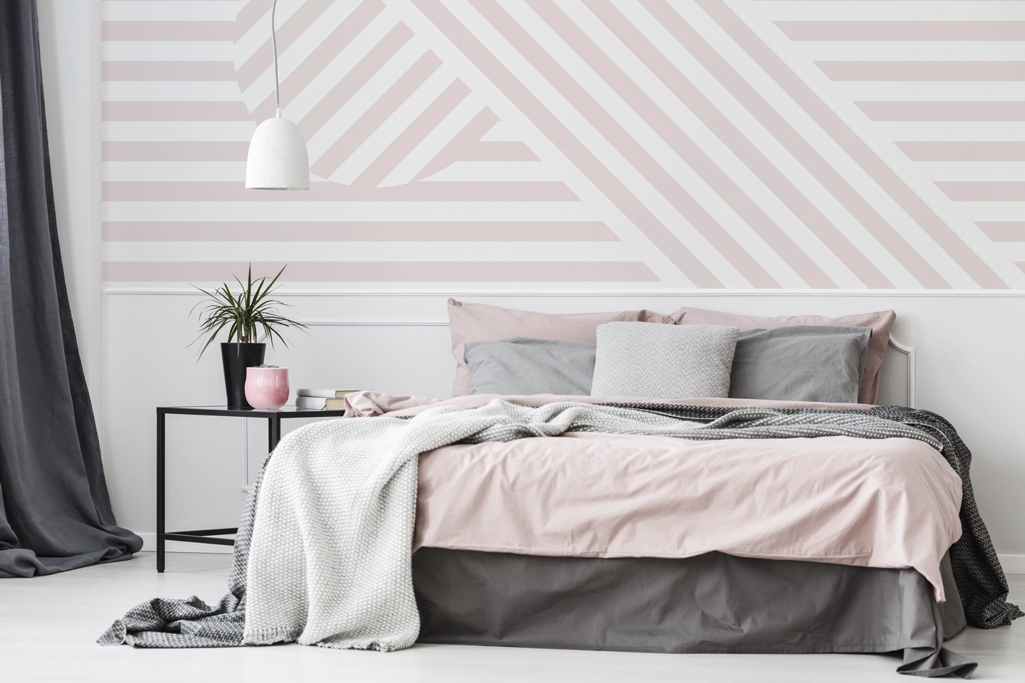 modern-bedroom-pink-grey-stripes-bed